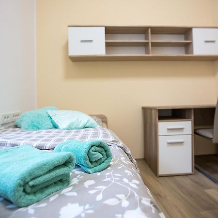 Minidorm Rooms In Heart Of City Center ماريبور المظهر الخارجي الصورة