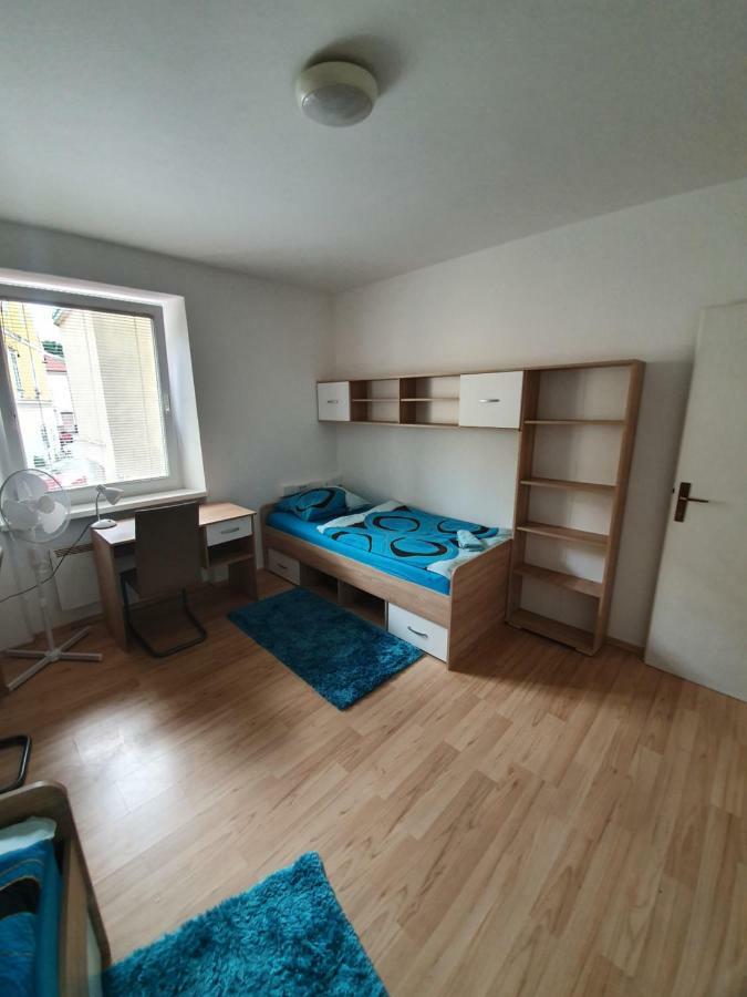 Minidorm Rooms In Heart Of City Center ماريبور المظهر الخارجي الصورة